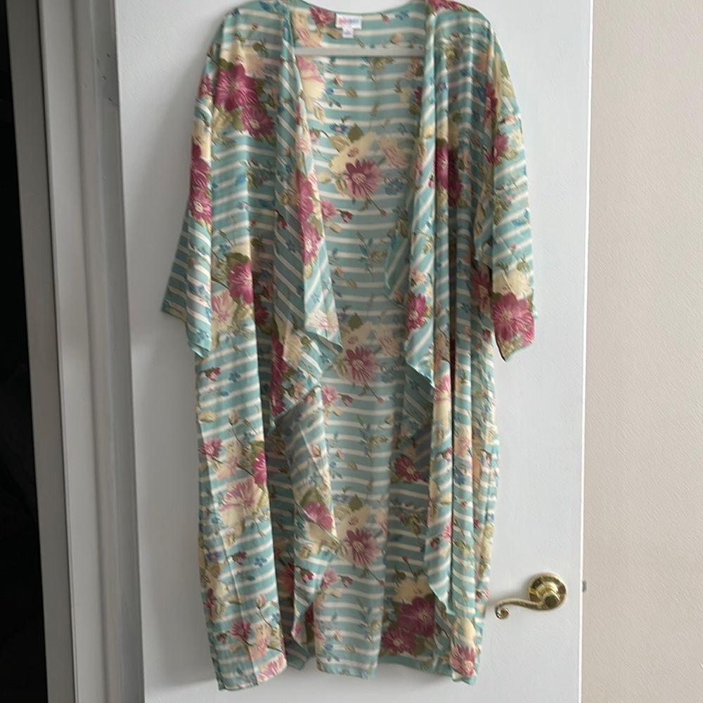 LuLaRoe Shirley Kimono